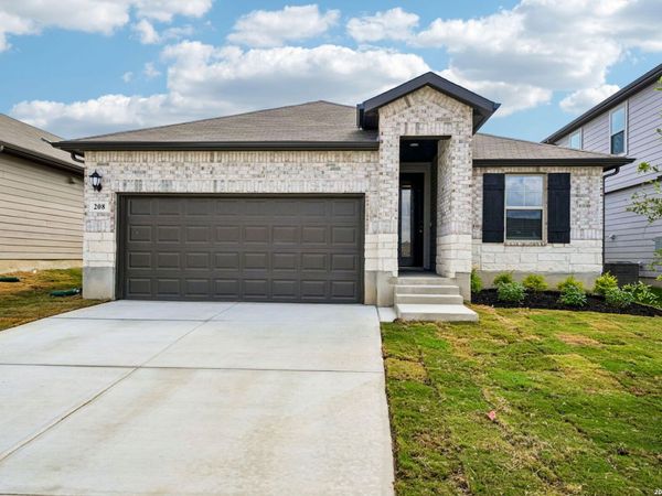 208 Barton Point, Cibolo, TX 78108
