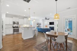 1827 Gammon Street photo 4