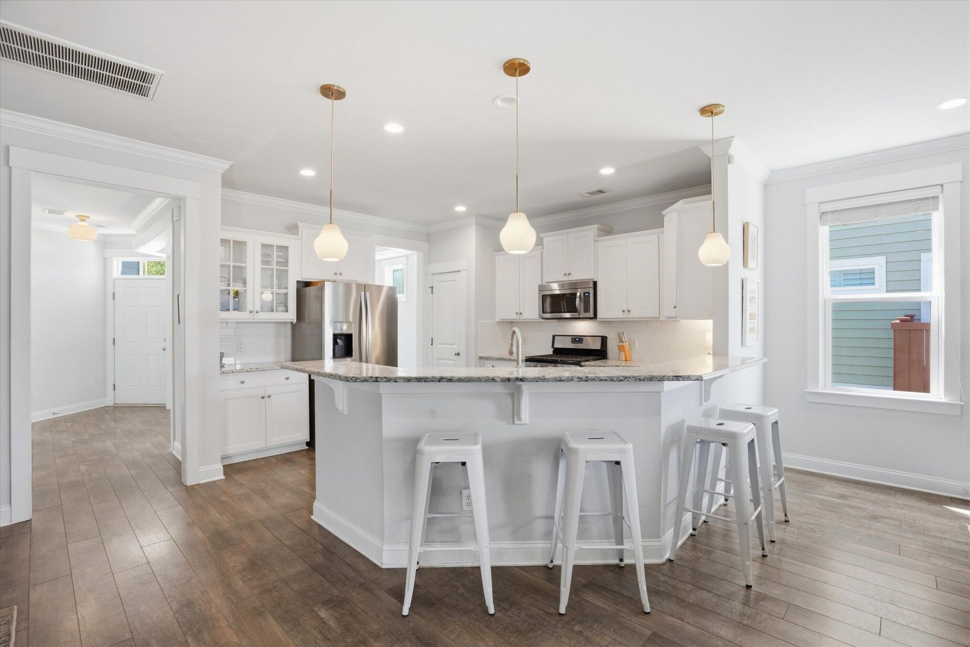 1827 Gammon Street Photo 8