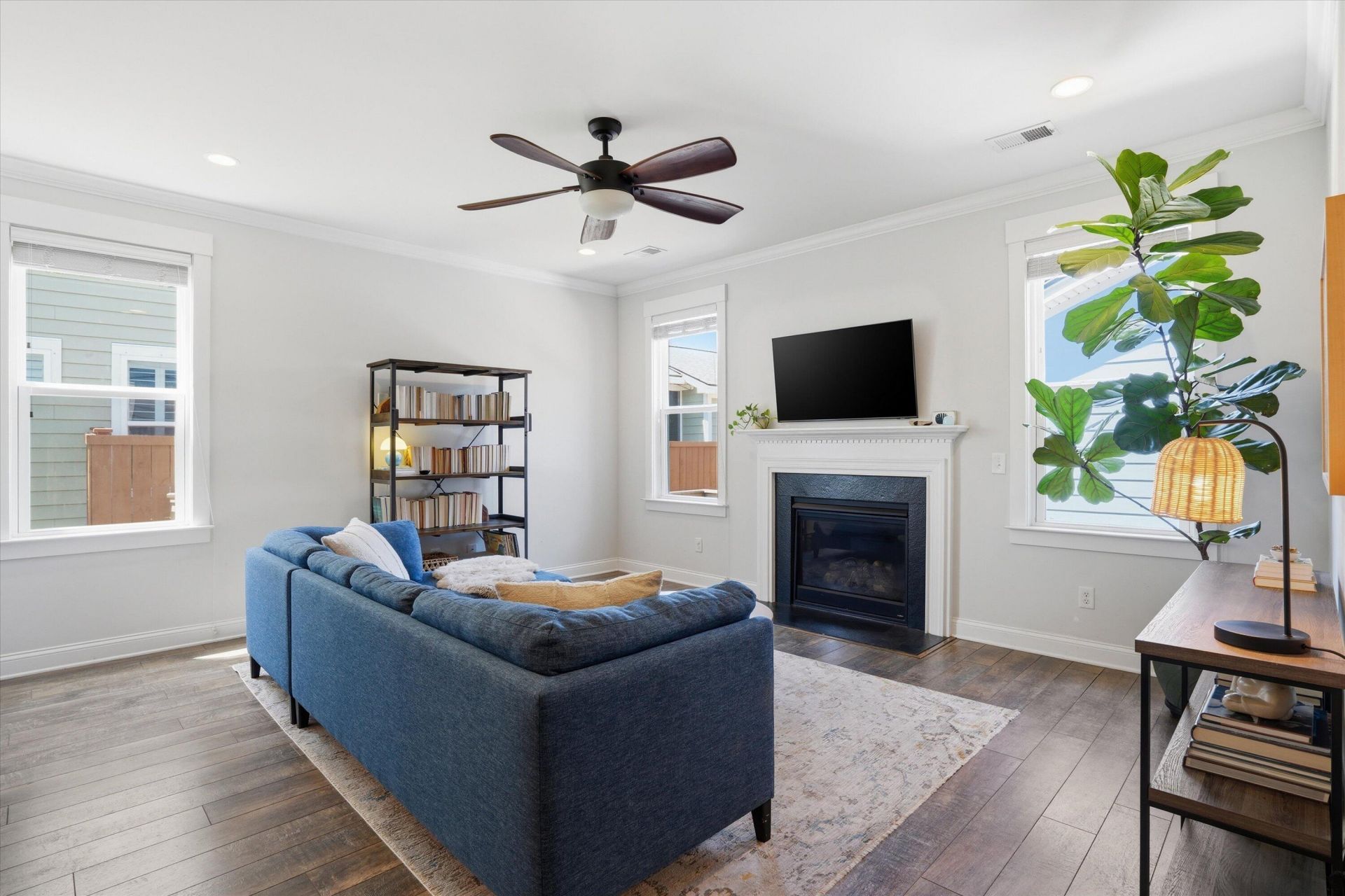 1827 Gammon Street Photo 9