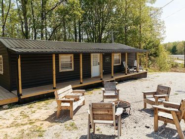 8086, 8222, 8225 Hwy 15, Pine Ridge, KY 41360