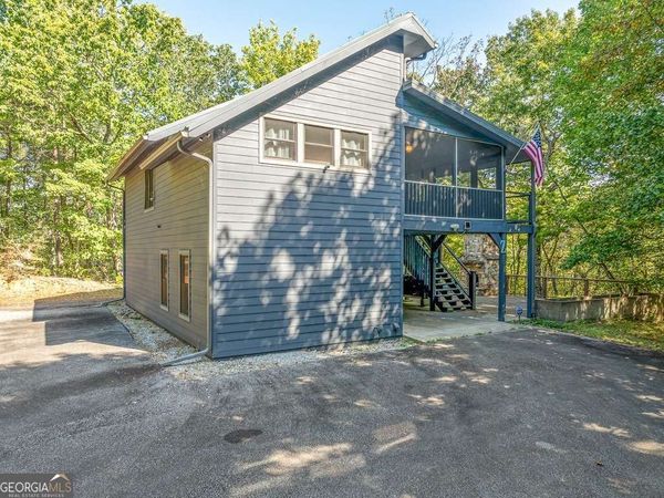 214 Dickerson Drive, Ellijay, GA 30536