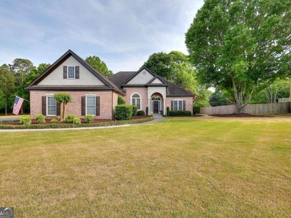 2385 Amberbrook Lane, Grayson, GA 30017
