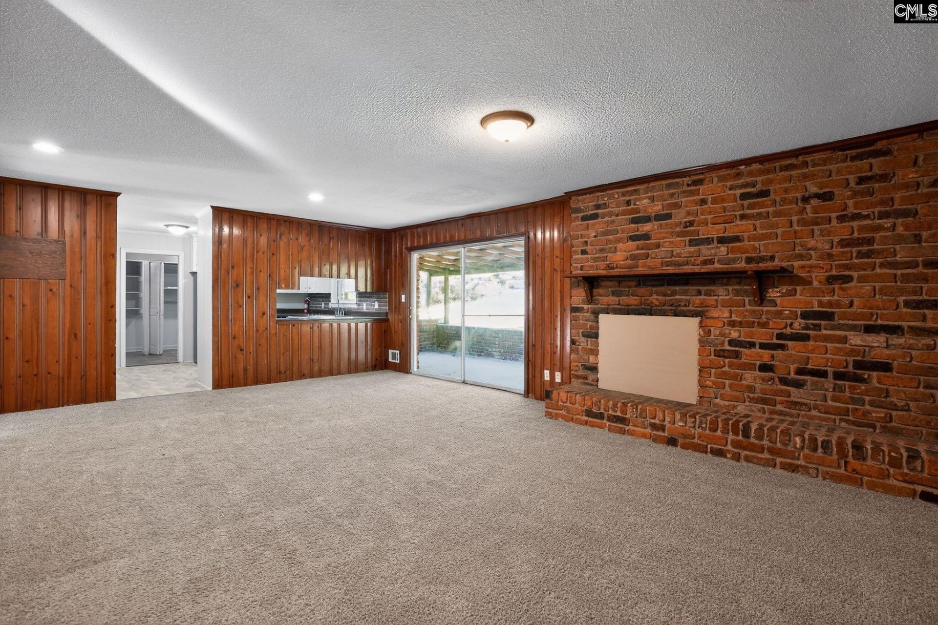 241 Chartwell Road Photo 12