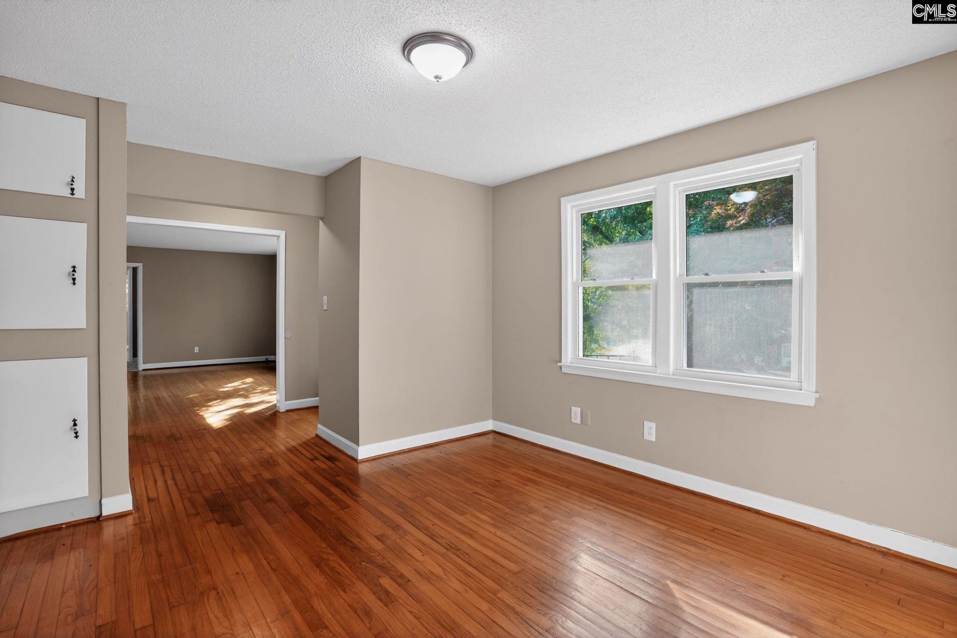 241 Chartwell Road Photo 14