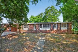 241 Chartwell Road photo 4