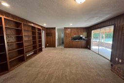 241 Chartwell Road  photo 4