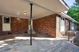241 Chartwell Road photo 4