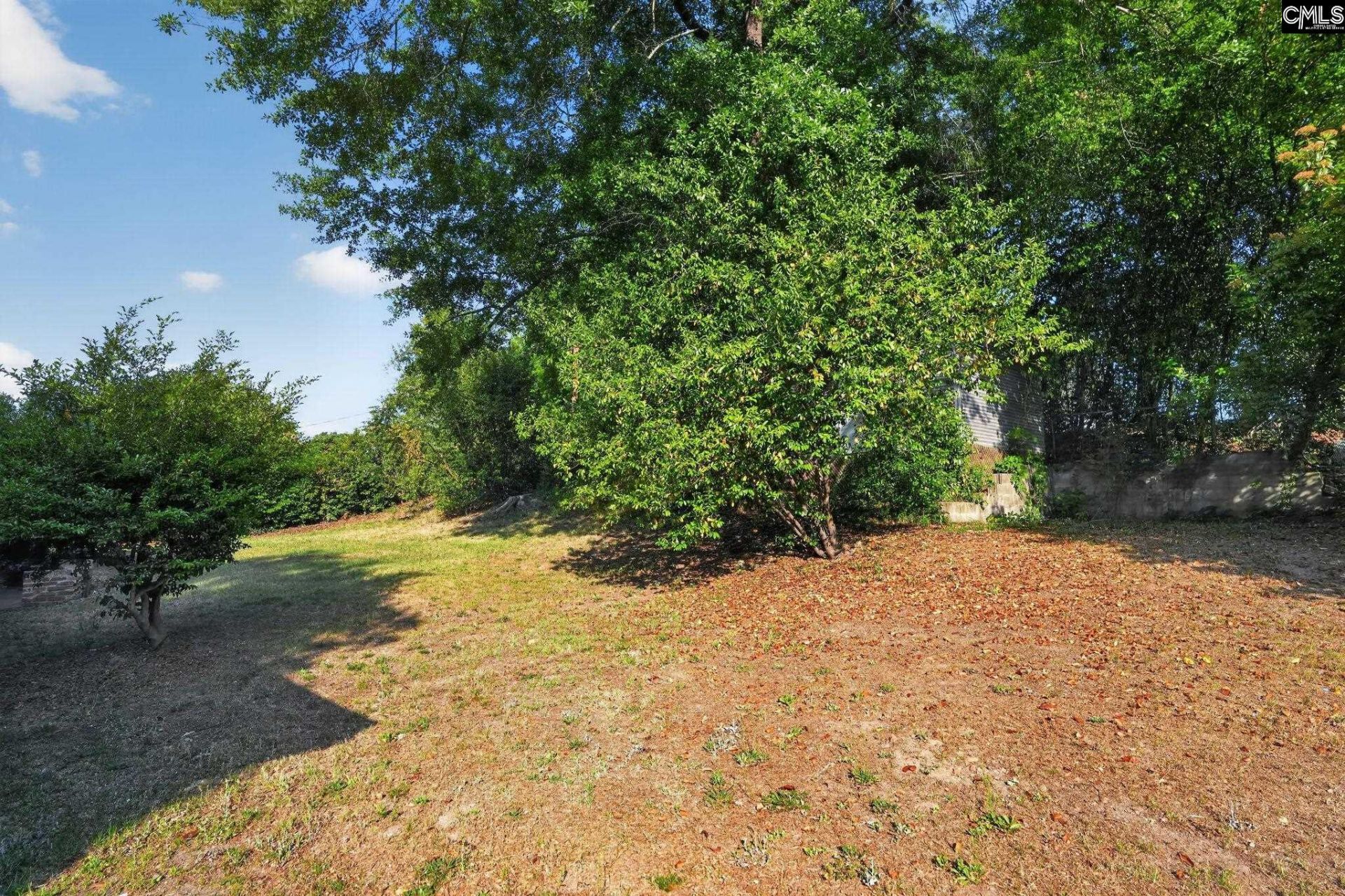 241 Chartwell Road Photo 7