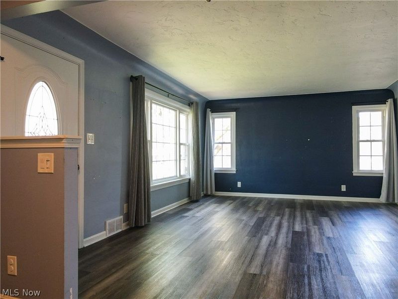 147 Central Drive, Amherst, OH 44001 Photo 13