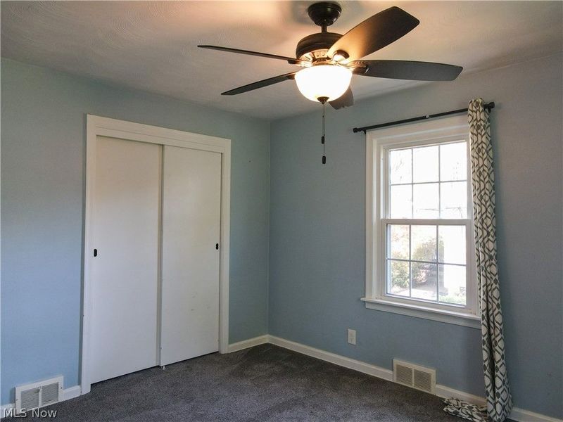 147 Central Drive, Amherst, OH 44001 Photo 16