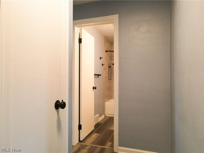 147 Central Drive, Amherst, OH 44001 Photo 21