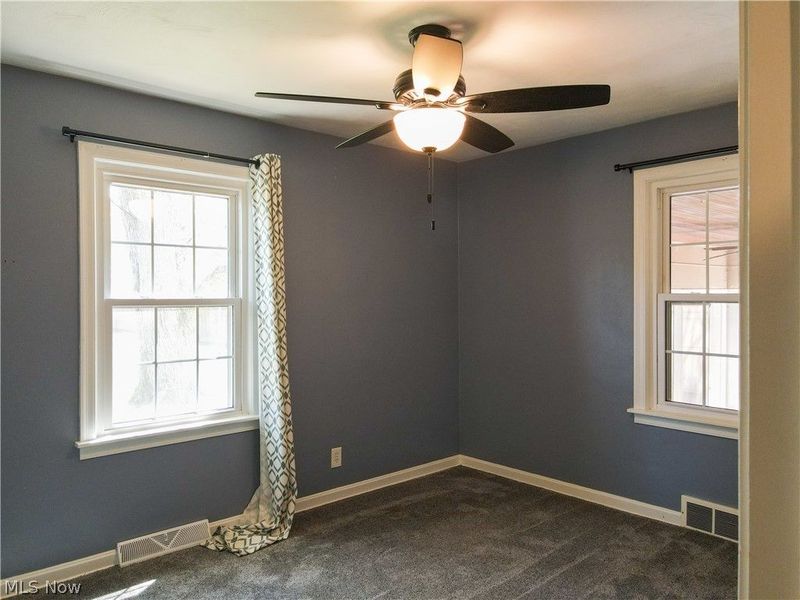 147 Central Drive, Amherst, OH 44001 Photo 24