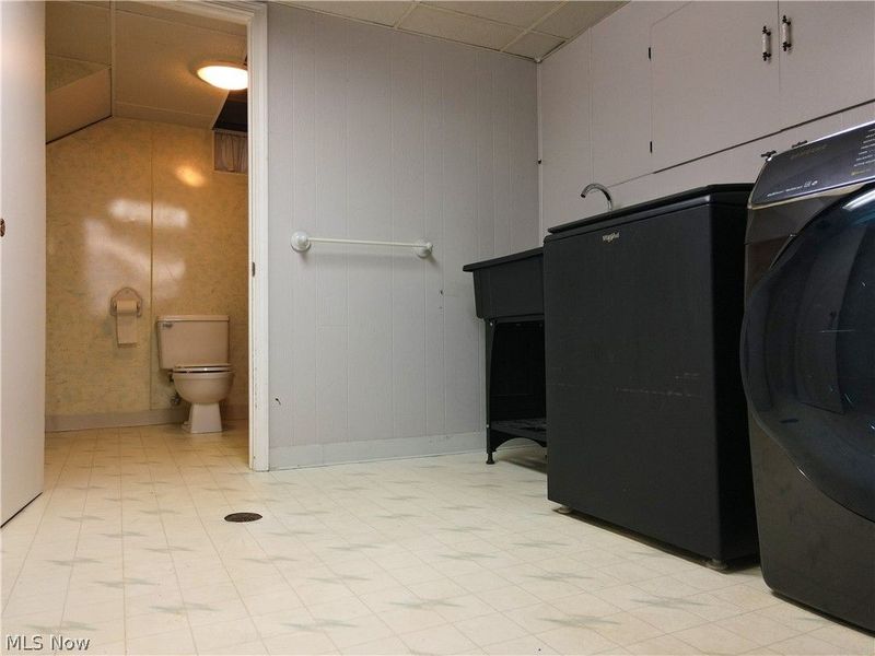 147 Central Drive, Amherst, OH 44001 Photo 31