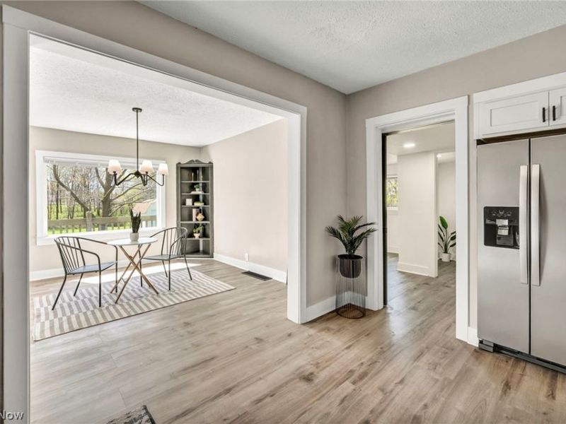 375 Hillside Road, Seven Hills, OH 44131 Photo 11