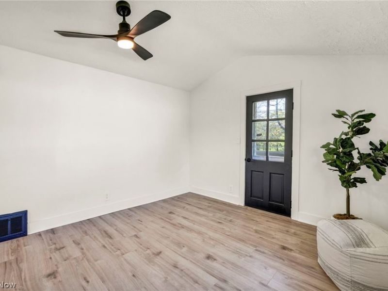 375 Hillside Road, Seven Hills, OH 44131 Photo 16