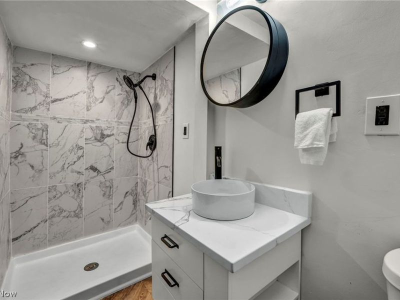 375 Hillside Road, Seven Hills, OH 44131 Photo 25