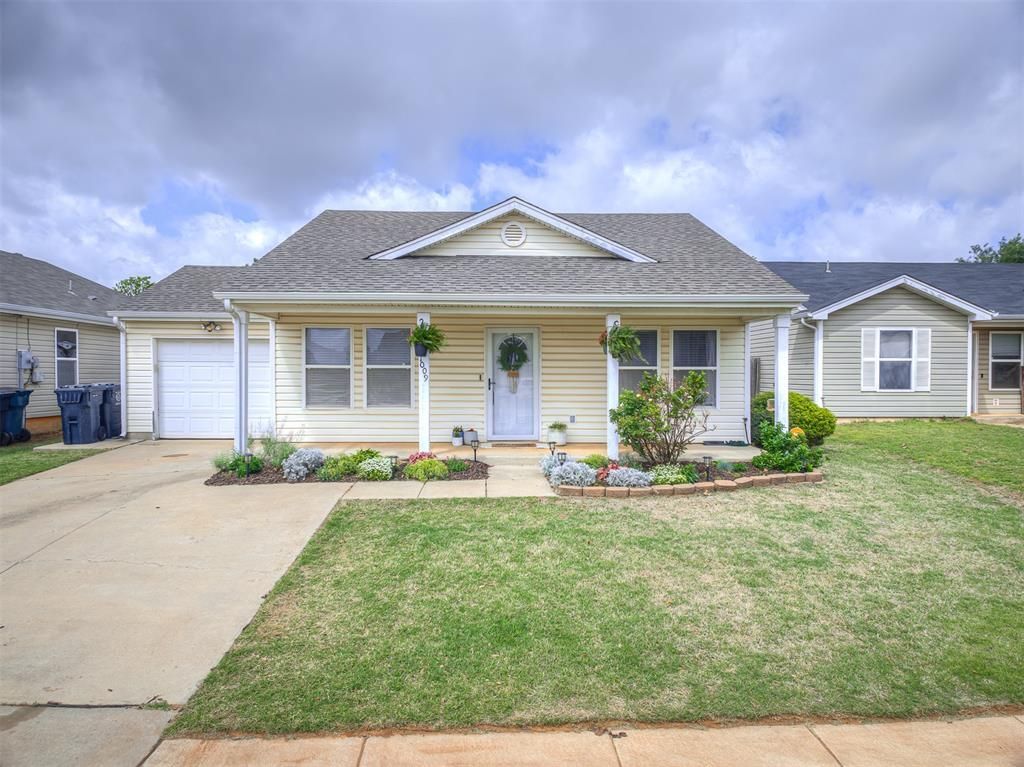 1009 Tulip Drive, Yukon, OK 73099 Main Photo