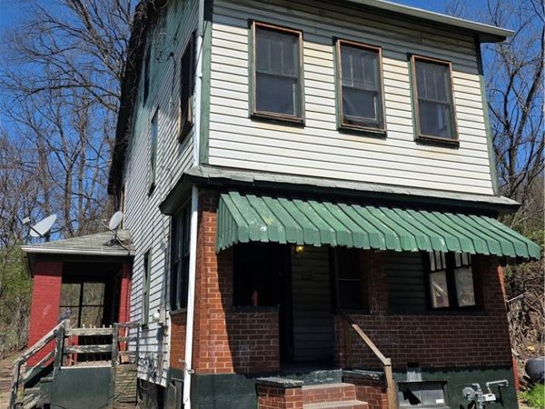 105 Westinghouse Ave , North Versailles, PA 15137