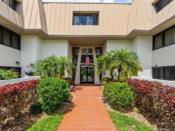 1800 SE Saint Lucie Boulevard, Unit 6-203, Stuart, FL 34996