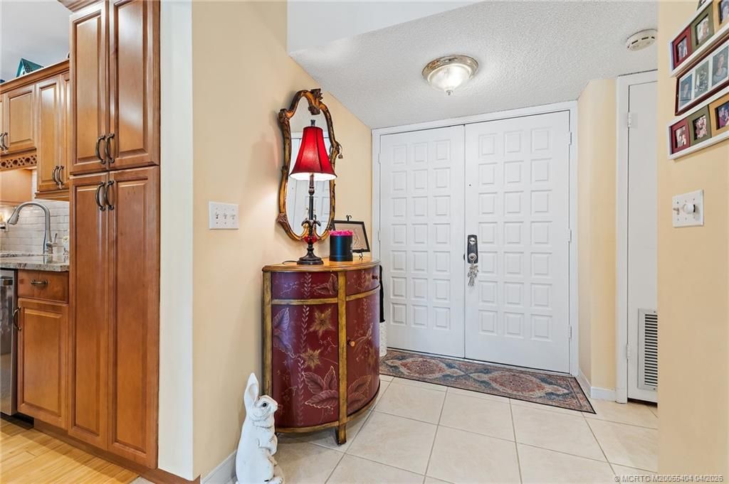 1800 SE Saint Lucie Boulevard, Unit 6-203, Stuart, FL 34996 Photo