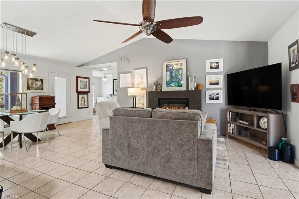 3918 Luverne St , Fort Myers, FL 33901 Photo