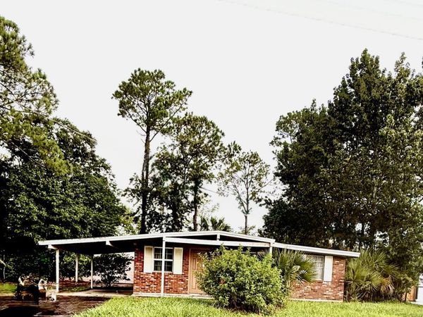 2930 LORAN Drive N, Jacksonville, FL 32216