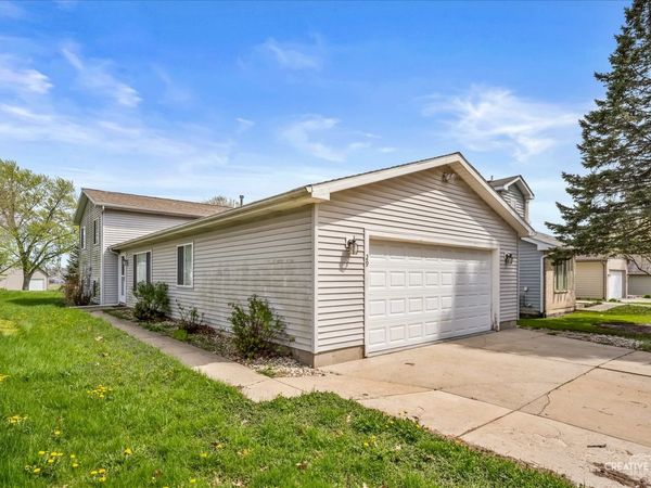 29 ELM Avenue , Fox Lake, IL 60020