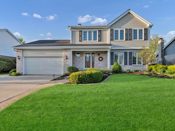 1813 Chippingham Road , Woodridge, IL 60517