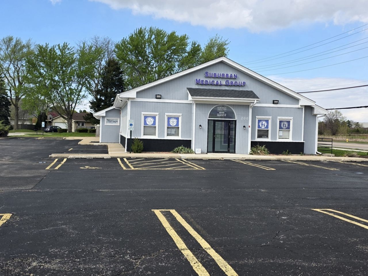 200 N Gary Avenue , Carol Stream, IL 60188