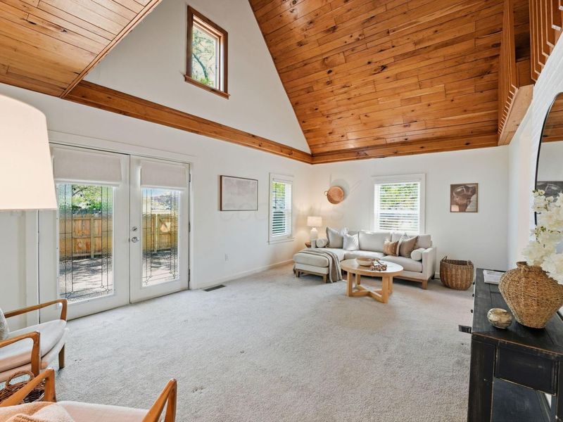 3485 Indianola Avenue, Columbus, OH 43214 Photo 12