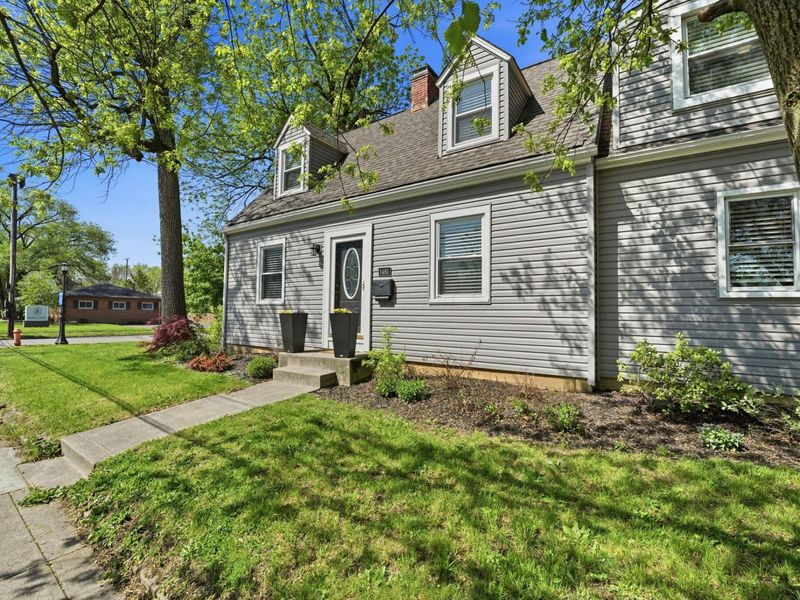 3485 Indianola Avenue, Columbus, OH 43214 Photo 2