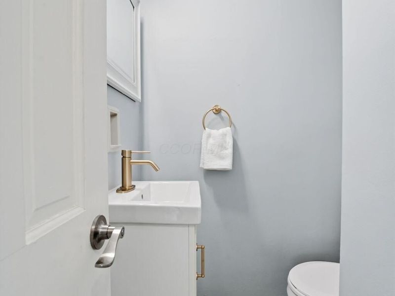 3485 Indianola Avenue, Columbus, OH 43214 Photo 23