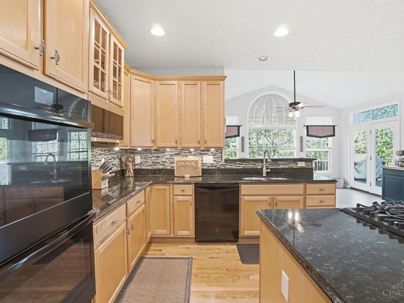 4783 Gemstone Court, Mason, OH 45040 Photo 10