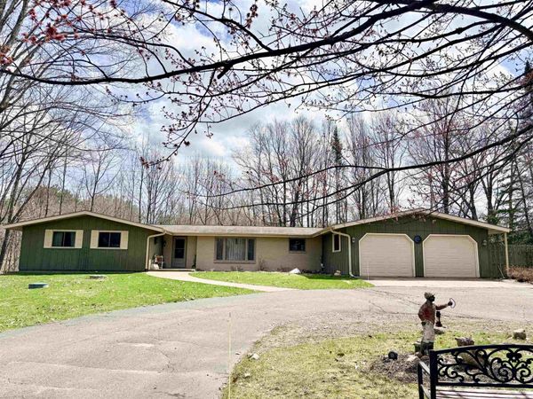 3270 S Hwy 17, Rhinelander, WI 54501