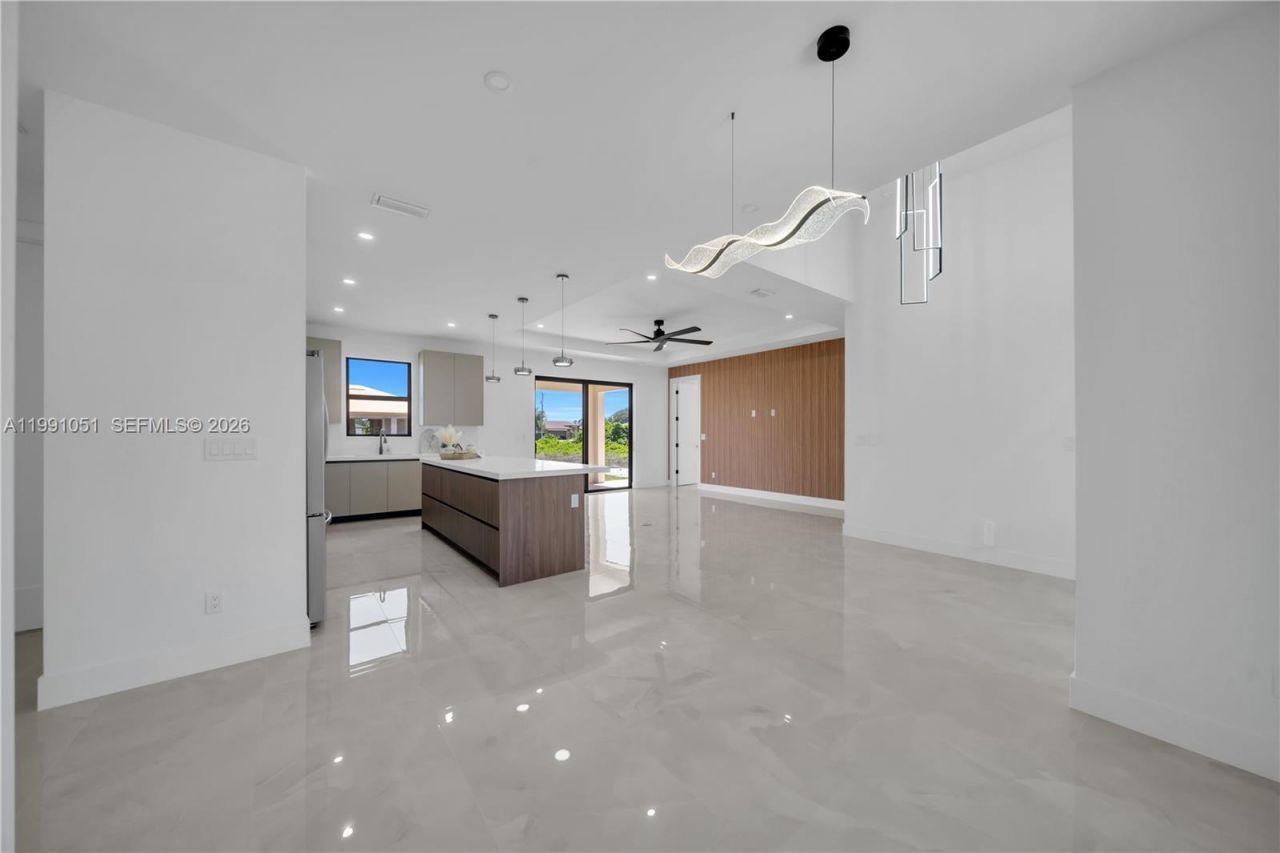 2707 29th St , Lehigh Acres, FL 33976 Photo