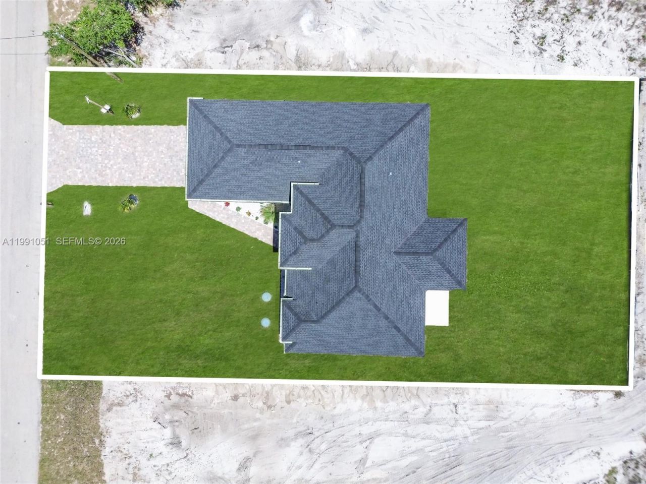 2707 29th St , Lehigh Acres, FL 33976 Photo