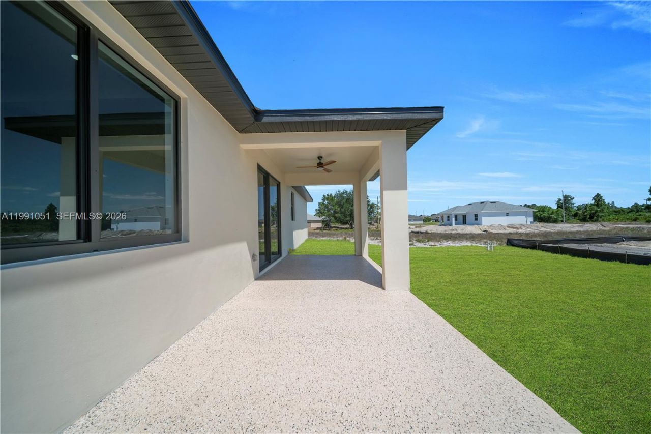 2707 29th St , Lehigh Acres, FL 33976 Photo