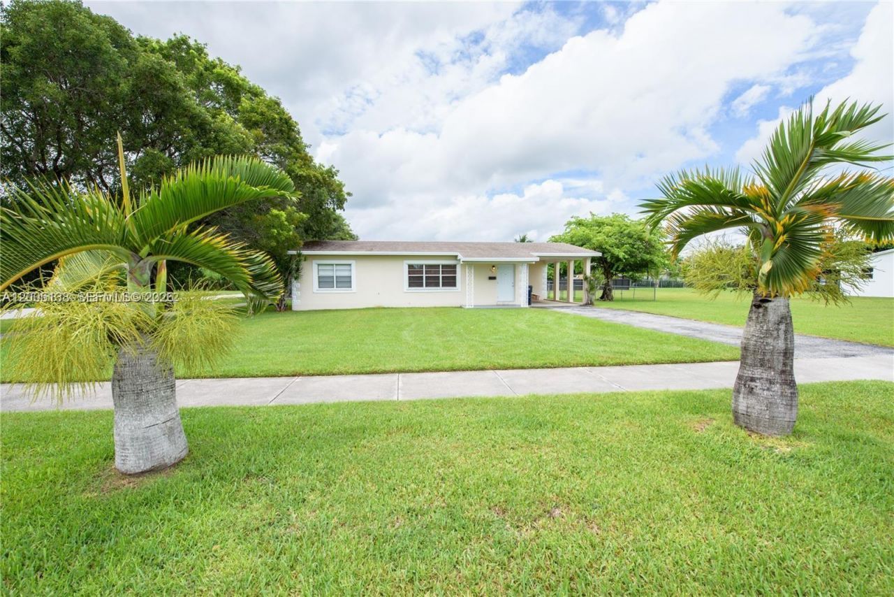 640 SW 5th Ave , Florida City, FL 33034 Photo
