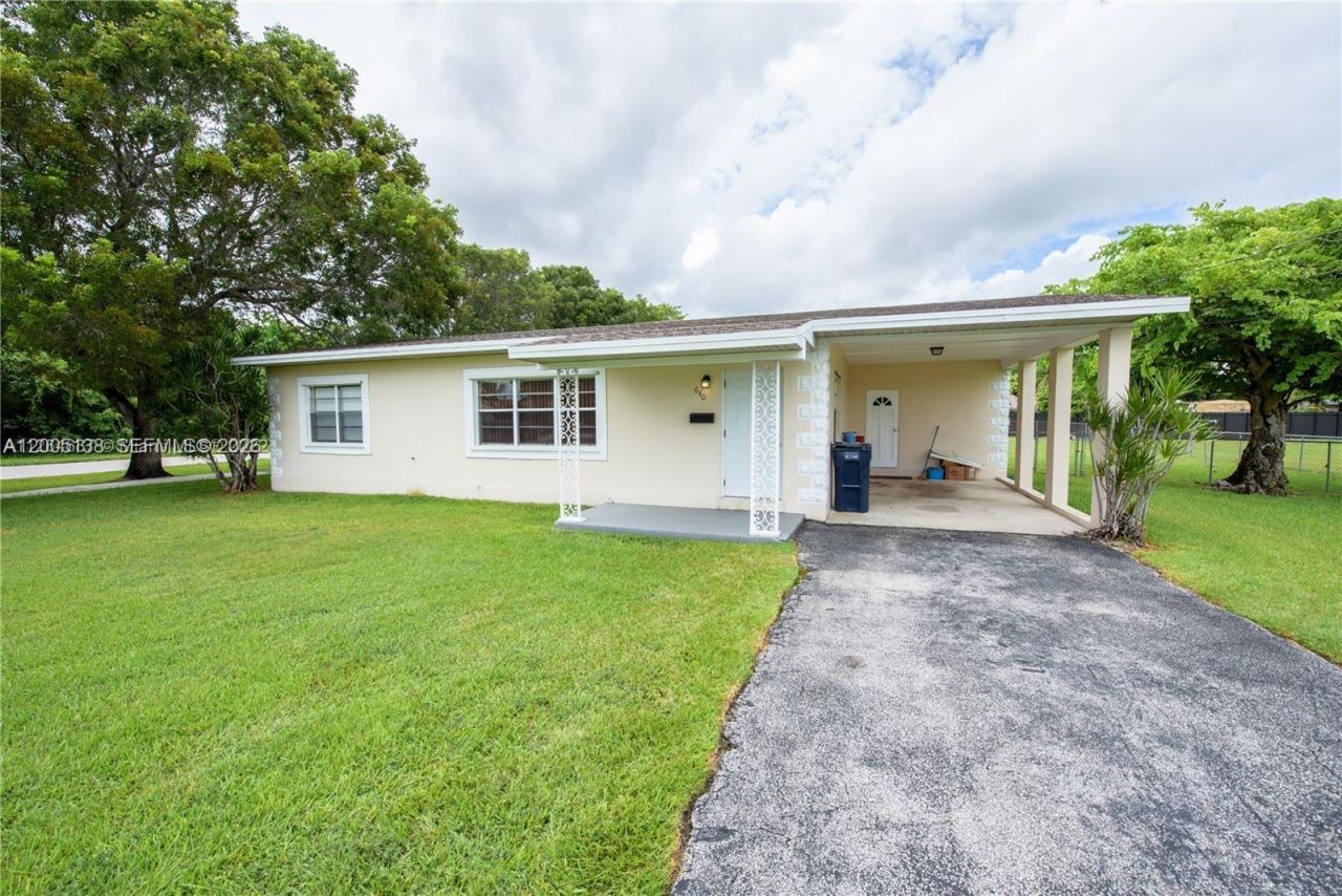 640 SW 5th Ave , Florida City, FL 33034 Photo
