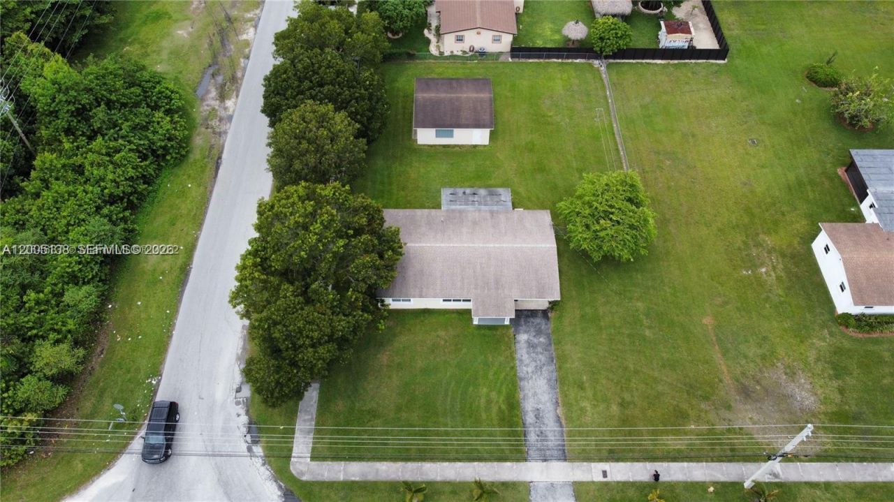 640 SW 5th Ave , Florida City, FL 33034 Photo