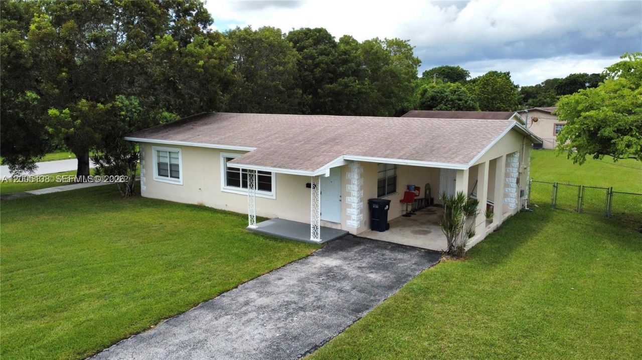 640 SW 5th Ave , Florida City, FL 33034 Photo