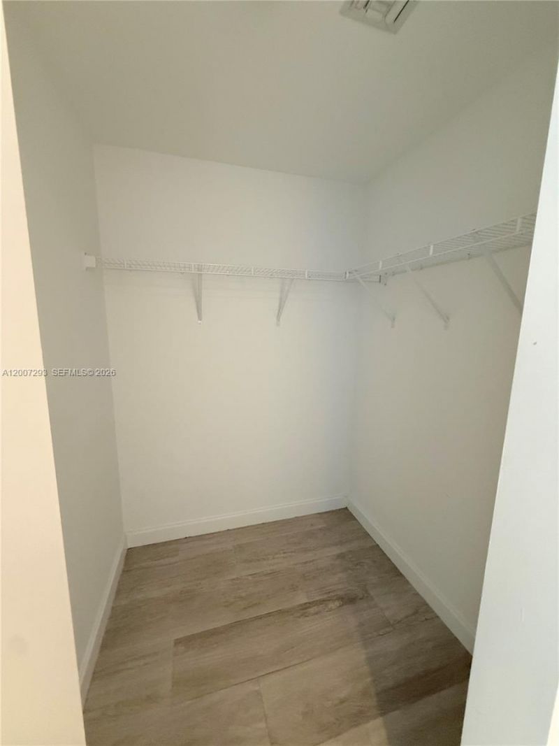 55 SW 9th St, Unit 1809, Miami, FL 33130 Photo