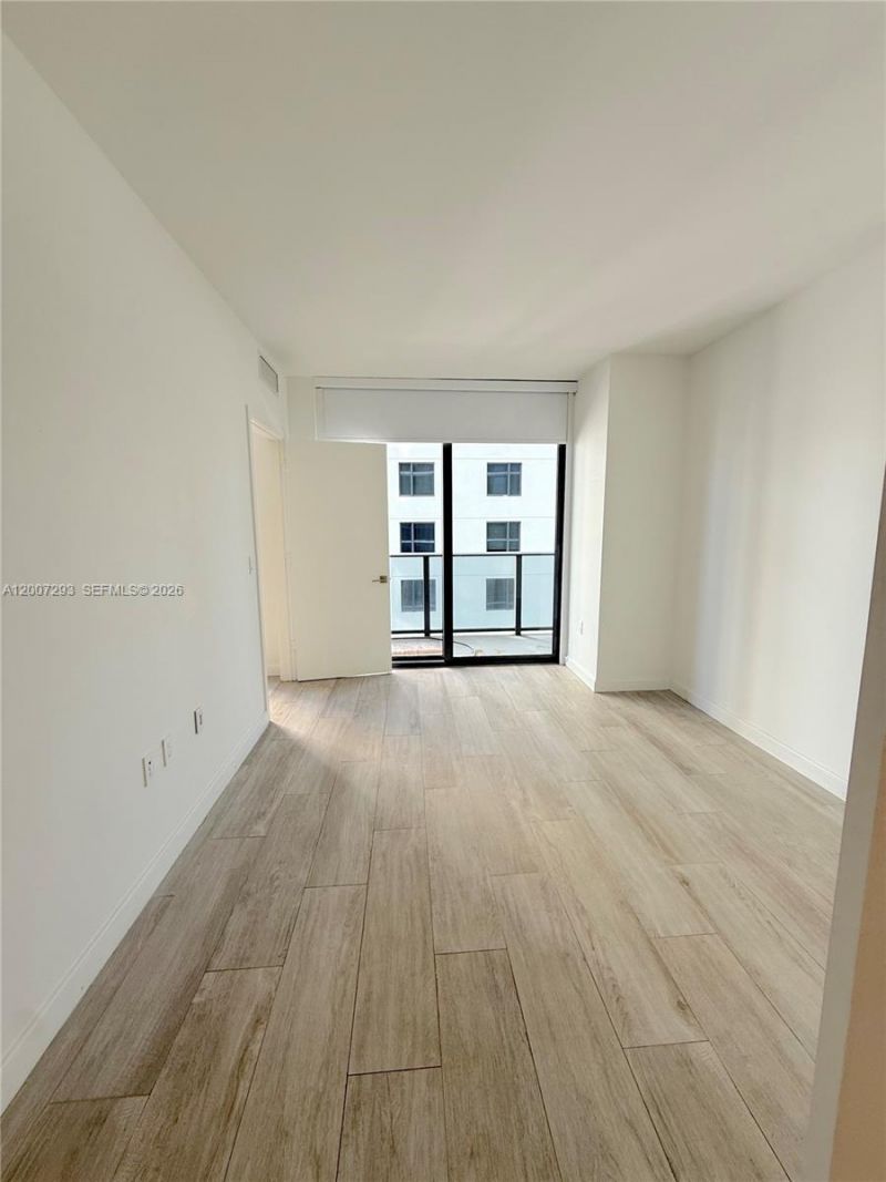 55 SW 9th St, Unit 1809, Miami, FL 33130 Photo
