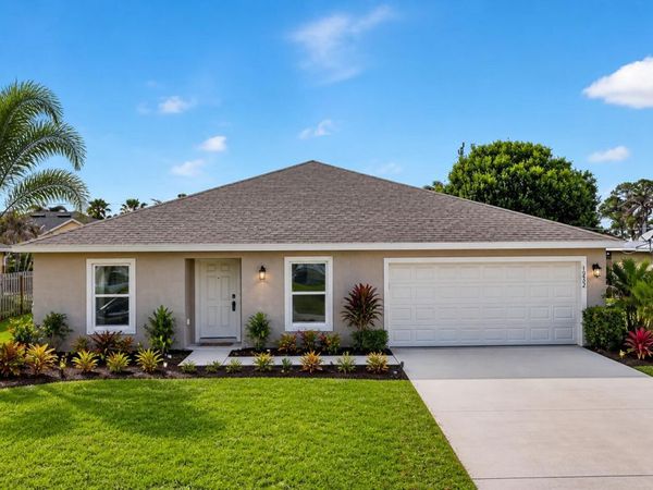 1932 SW Lennox Street, Port St. Lucie, FL 34953