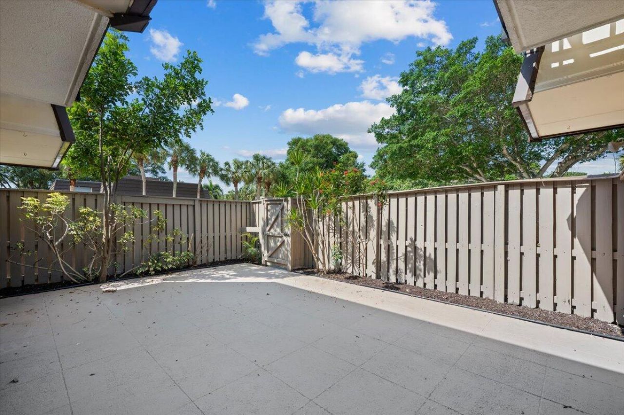 1417 14th Court, Palm Beach Gardens, FL 33410 Photo