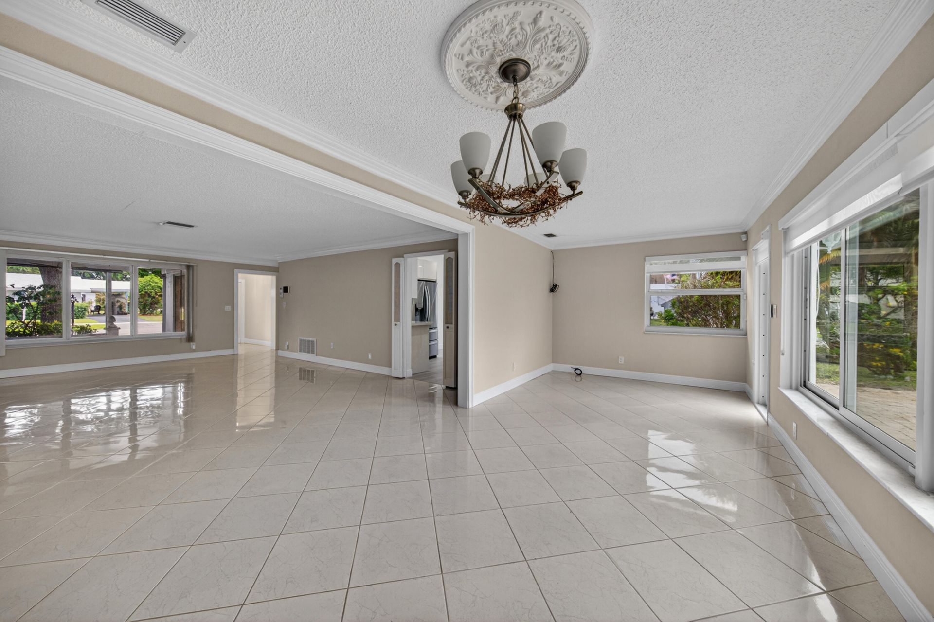 391 Leisure Boulevard, Pompano Beach, FL 33064 Photo