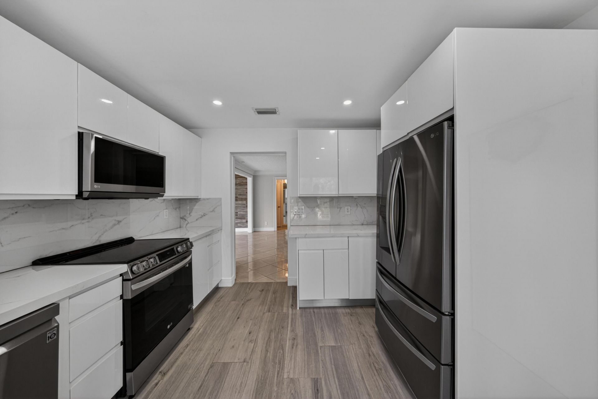 391 Leisure Boulevard, Pompano Beach, FL 33064 Photo