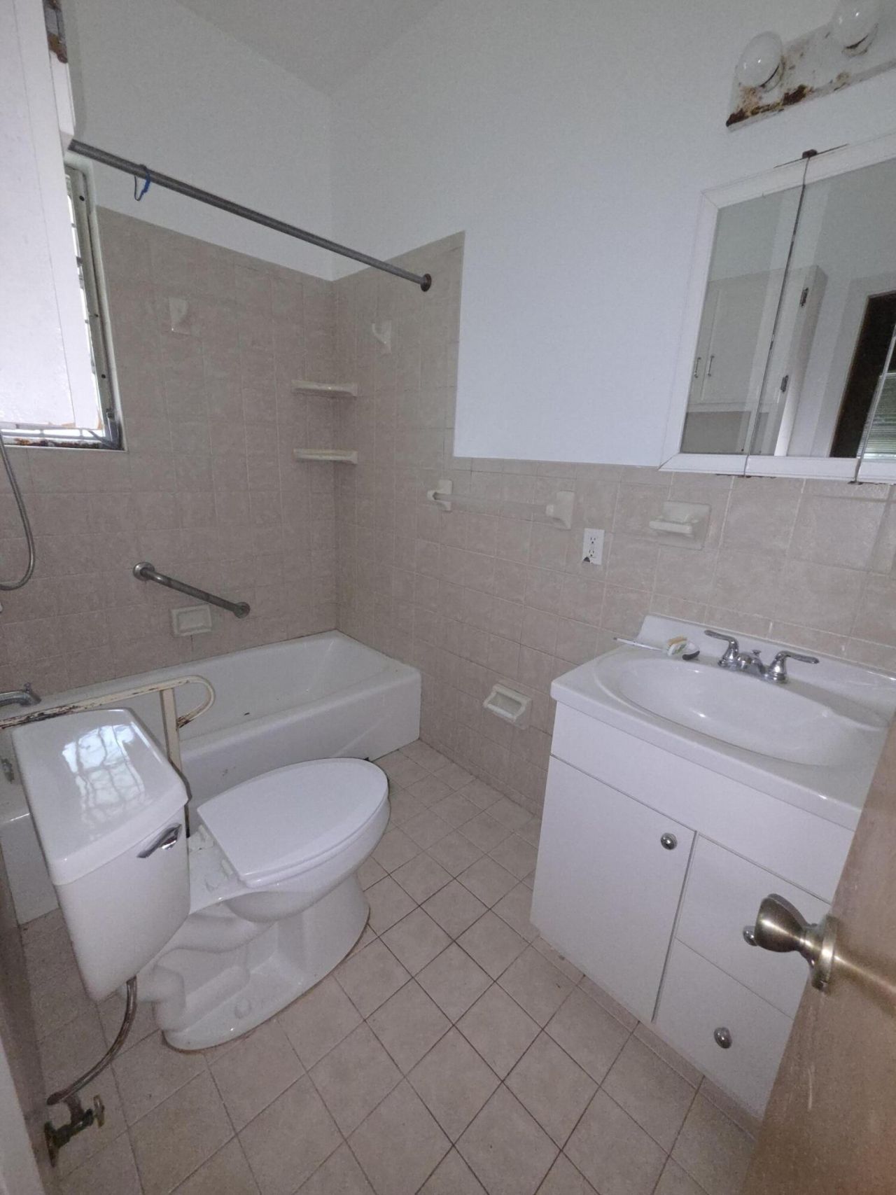 145 SW 3rd Avenue, Florida City, FL 33034 Photo