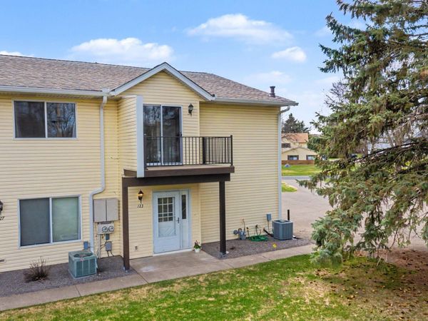 123 96th Lane NE, Blaine, MN 55434